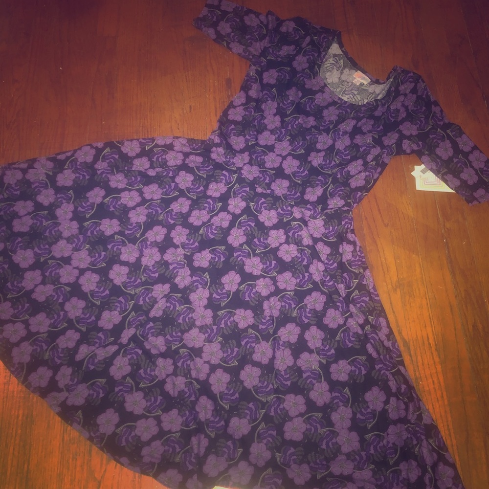 Lularoe Nicole Dress - L - NWT